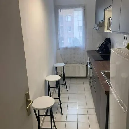 Evry Deux Pieces Confortables Dans Emplacement Ideale * Courcouronnes