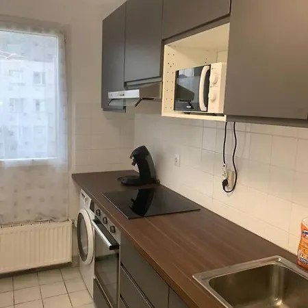 Διαμέρισμα Evry Deux Pieces Confortables Dans Emplacement Ideale *